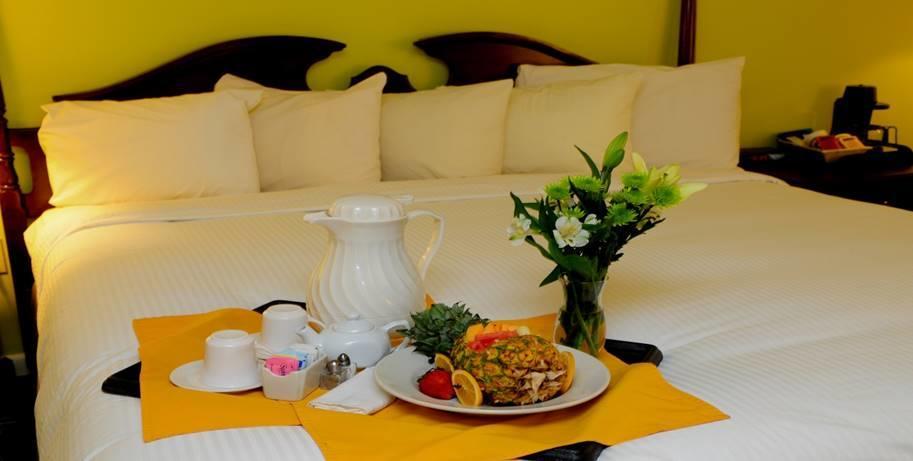 The Inn At Reading Hotel & Conference Center Номер фото